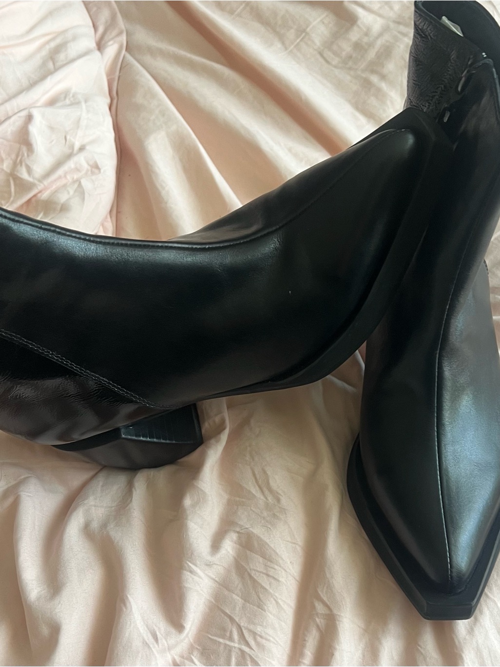 Women’s Nwot Rotunda Catalpa Boots In Black Eu38/Us 8 — image 3 of 4
